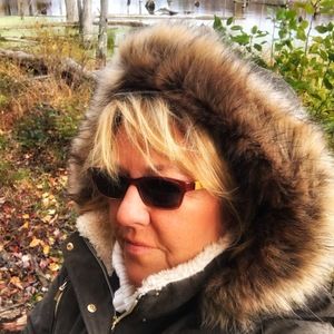 Meet your Posher, Kellie